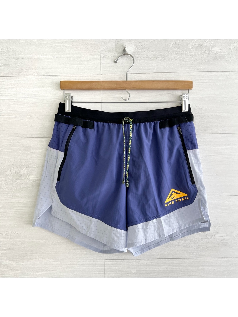 NWT Nike Trail 5” Running Shorts Men S Blue Dri-FIT Lined Zip Pockets